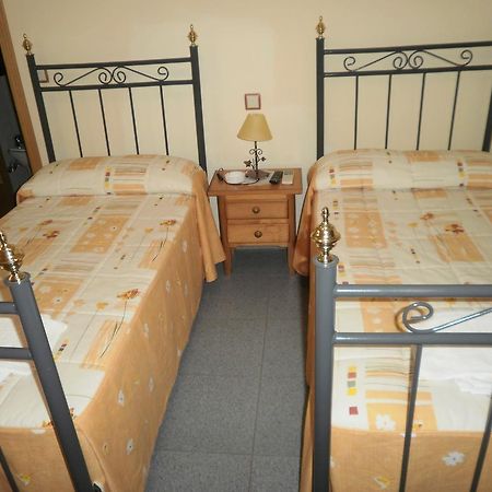 Hostal Miraflor De Las Cadenas Cuacos De Yuste Extérieur photo